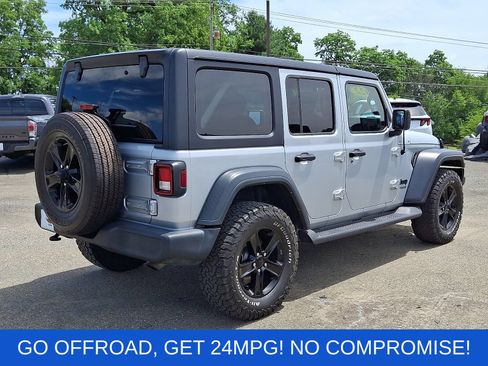 Used 2022 Jeep Wrangler Unlimited Sport AWD/4WD image 7
