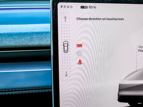Used 2026 Tesla Model Y Long Range AWD/4WD image 18