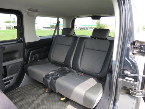 Used 2006 Honda Element EX image 26