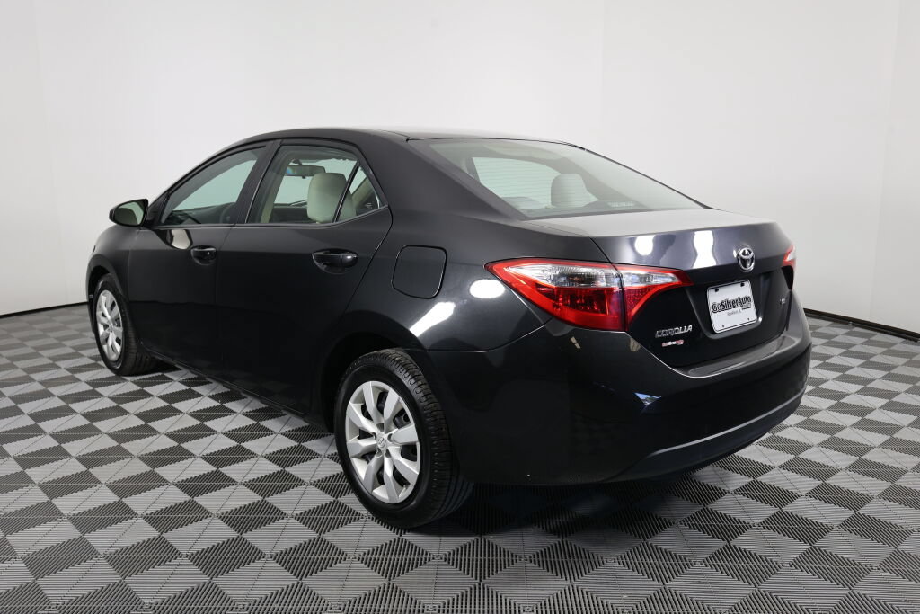 Used 2014 Toyota Corolla LE FWD image 4