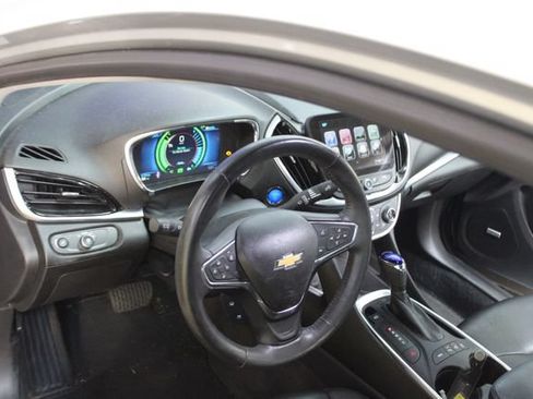Used 2017 Chevrolet Volt Premier FWD image 14