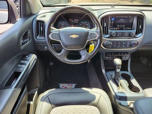 Used 2022 Chevrolet Colorado Z71 AWD/4WD image 14