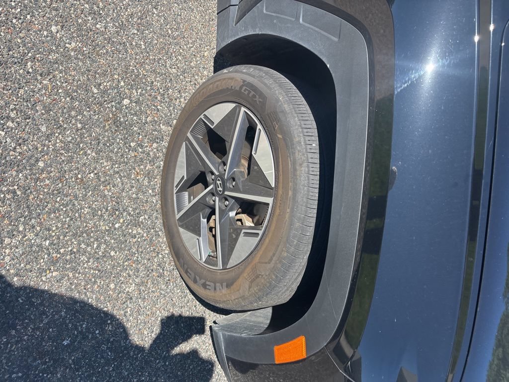 Used 2025 Hyundai Tucson SEL AWD/4WD image 13