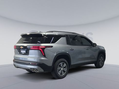 New 2026 Chevrolet Traverse LT AWD/4WD image 11