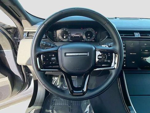 Used 2026 Land Rover Range Rover Velar Dynamic SE AWD/4WD image 39