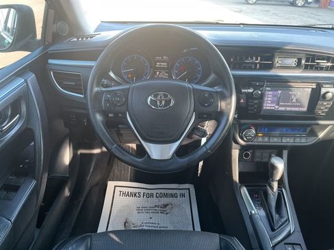 Used 2015 Toyota Corolla S image 32