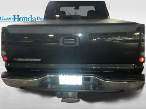 Used 2006 Chevrolet Silverado 1500 LT w/ Onstar Plus Package image 6