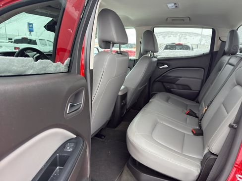 Used 2015 Chevrolet Colorado LT w/ Luxury Package image 29