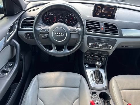 Used 2018 Audi Q3 2.0T Premium w/ Convenience Package AWD/4WD image 5