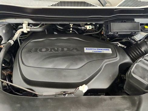 Used 2017 Honda Ridgeline RT image 25