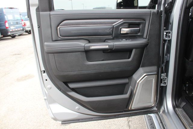 Used 2020 RAM 2500 Limited AWD/4WD image 23