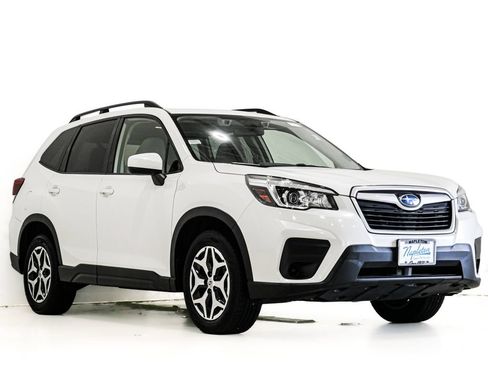 Used 2019 Subaru Forester Premium AWD/4WD image 1