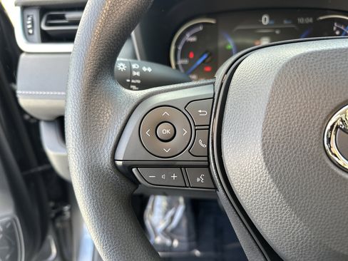 Certified 2025 Toyota RAV4 XLE image 19