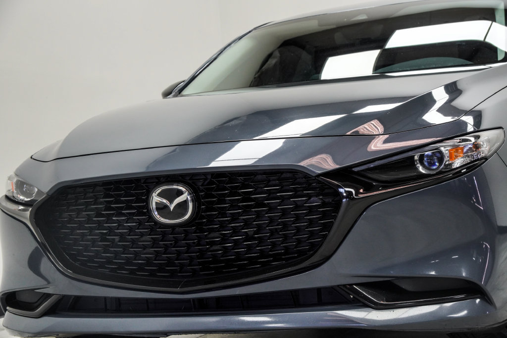 Used 2023 MAZDA MAZDA3 s AWD/4WD image 2