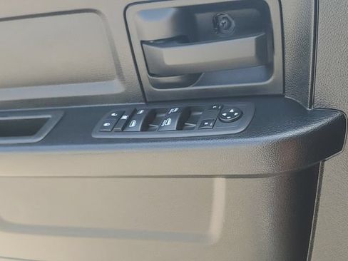 Used 2022 RAM 1500 Tradesman w/ Chrome Appearance Group AWD/4WD image 21