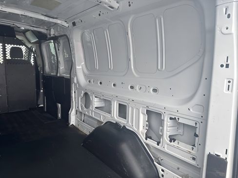 Used 2015 Ford Transit 250 148 Low Roof image 25