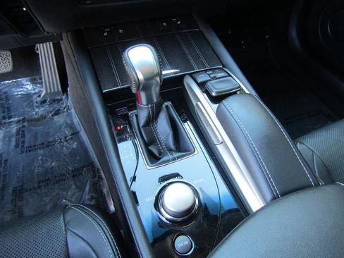 Used 2017 Lexus GS 350 image 20