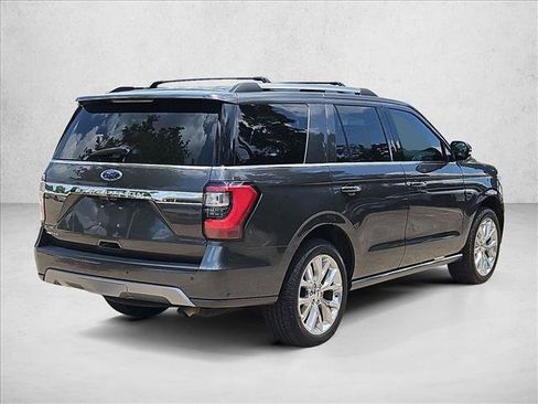 Used 2018 Ford Expedition Limited w/ Equipment Group 302A AWD/4WD image 5