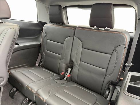 Used 2023 GMC Acadia AT4 image 16