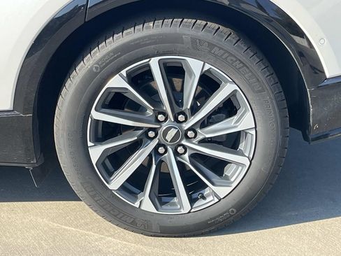Used 2024 Cadillac Lyriq Sport AWD/4WD image 11