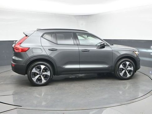 New 2026 Volvo XC40 B5 Plus w/ Protection Package Premier image 8