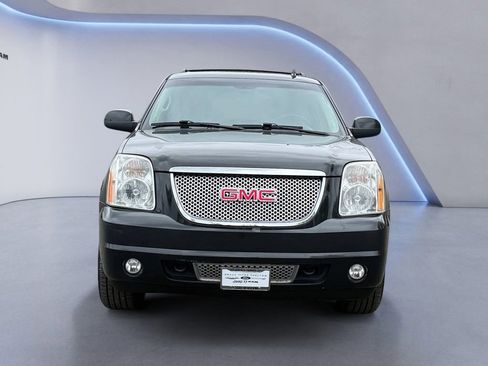 Used 2013 GMC Yukon Denali AWD/4WD image 9