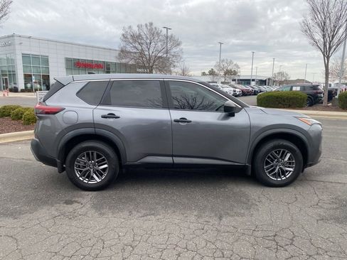 Used 2023 Nissan Rogue S image 8