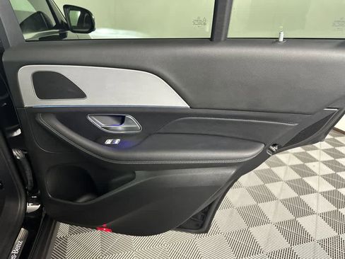 Used 2024 Mercedes-Benz GLE 450e GLE 450e Plug-In Hybrid image 27