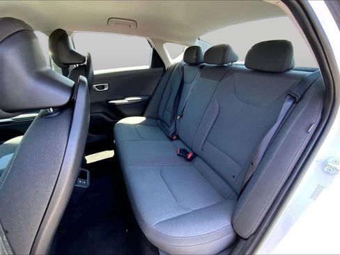 Used 2025 Kia K4 FWD image 21