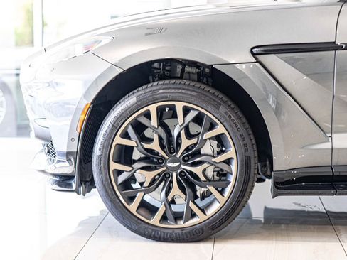 Used 2023 Aston Martin DBX 707 AWD/4WD image 8