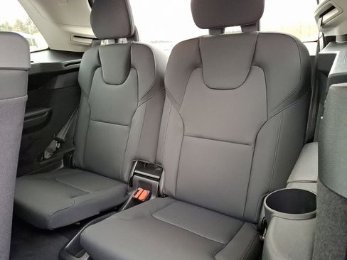 New 2026 Volvo XC90 T8 Plus w/ Protection Package Premier image 6