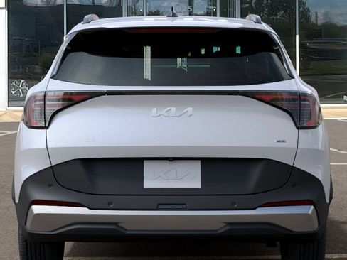 New 2026 Kia Sportage EX AWD/4WD image 13