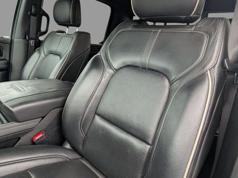 Used 2022 RAM 1500 Limited AWD/4WD image 13