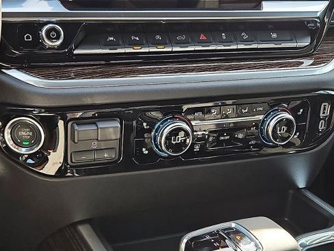 New 2026 GMC Sierra 1500 Elevation AWD/4WD image 13