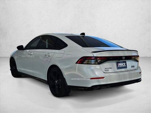 Used 2023 Honda Accord Sport image 6