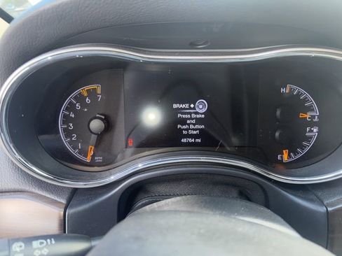 Used 2018 Jeep Grand Cherokee Limited image 5