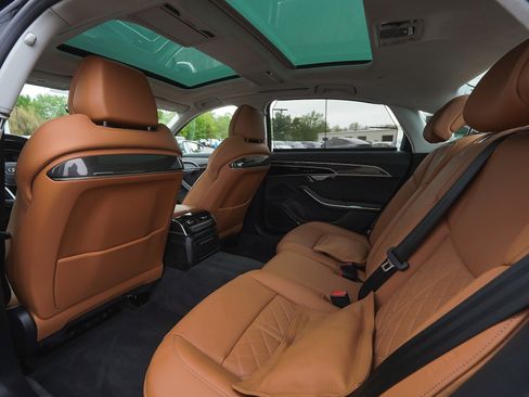 Used 2023 Audi S8 w/ S8 Comfort Plus Package AWD/4WD image 35