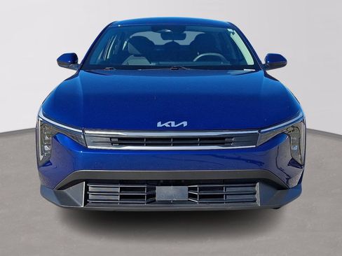 Used 2025 Kia K4 LXS image 2