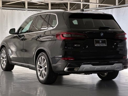 Used 2023 BMW X5 xDrive45e w/ Climate Comfort Package image 3