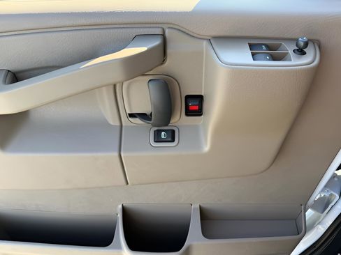 New 2025 Chevrolet Express 2500 image 14