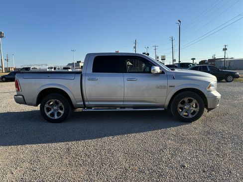 Used 2016 RAM 1500 Laramie w/ Convenience Group image 2