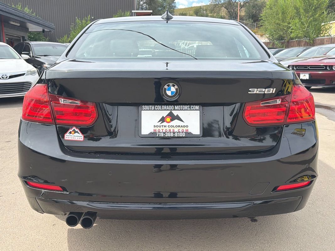 Used 2012 BMW 328i Sedan RWD image 6