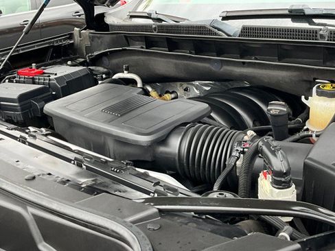 Used 2022 GMC Yukon Denali AWD/4WD image 9