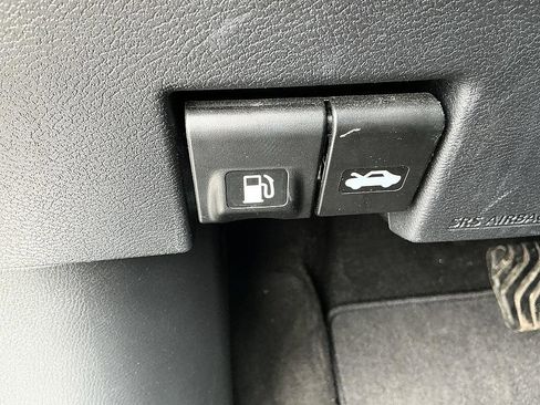 Certified 2023 Nissan Kicks SR w/ SR Premium Package FWD image 14