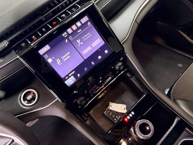 Certified 2024 Jeep Grand Cherokee Altitude AWD/4WD image 23