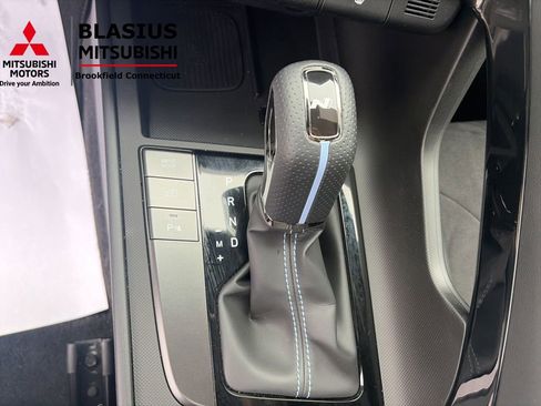 Used 2025 Hyundai Elantra N image 23