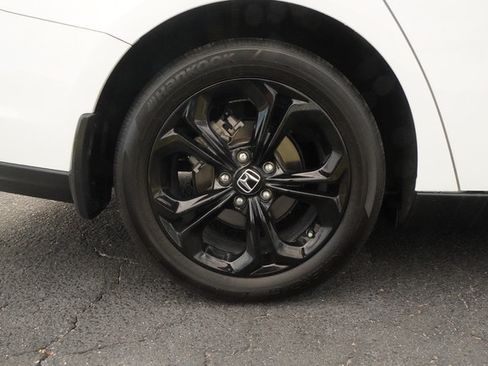 Used 2025 Honda Accord SE image 33
