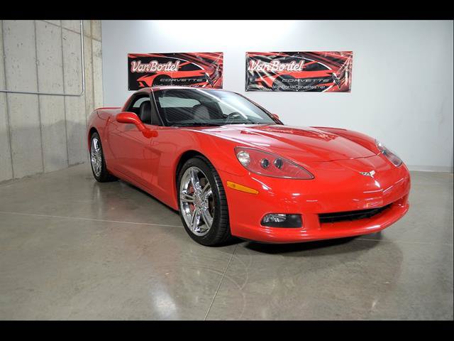Used 2008 Chevrolet Corvette Coupe RWD image 2