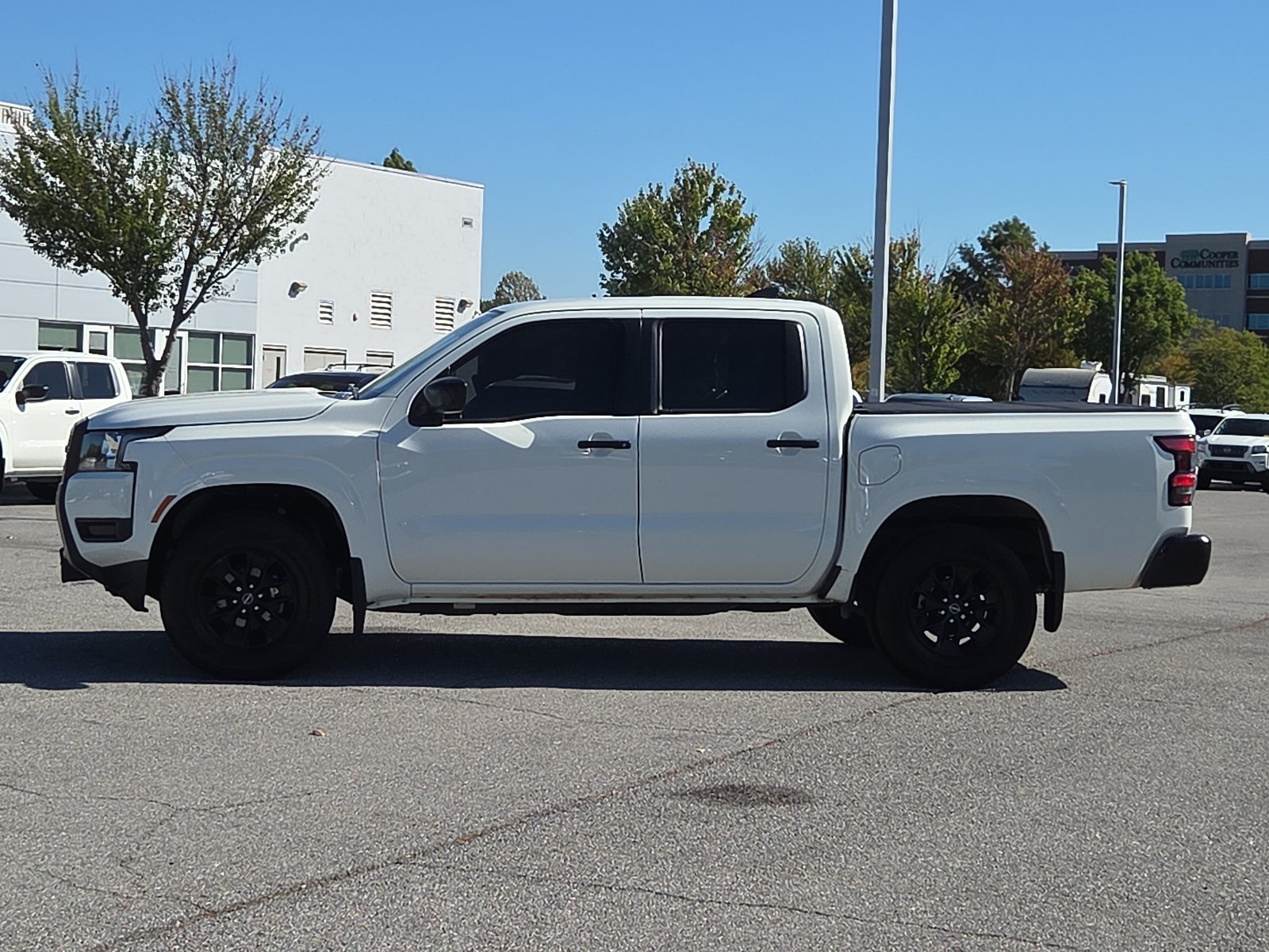 Used 2025 Nissan Frontier S w/ S Utility Package AWD/4WD image 3
