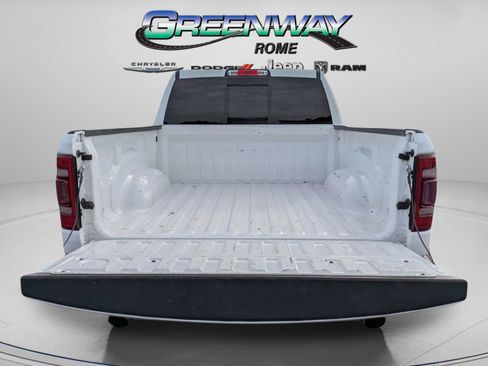 Used 2022 RAM 1500 Laramie AWD/4WD image 9